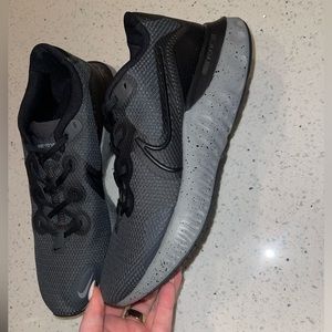 Nike Renew Run Size 11M